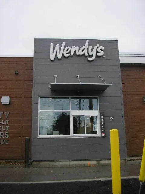 Wendys Brockville — custom awning by Pride Visual Solutions