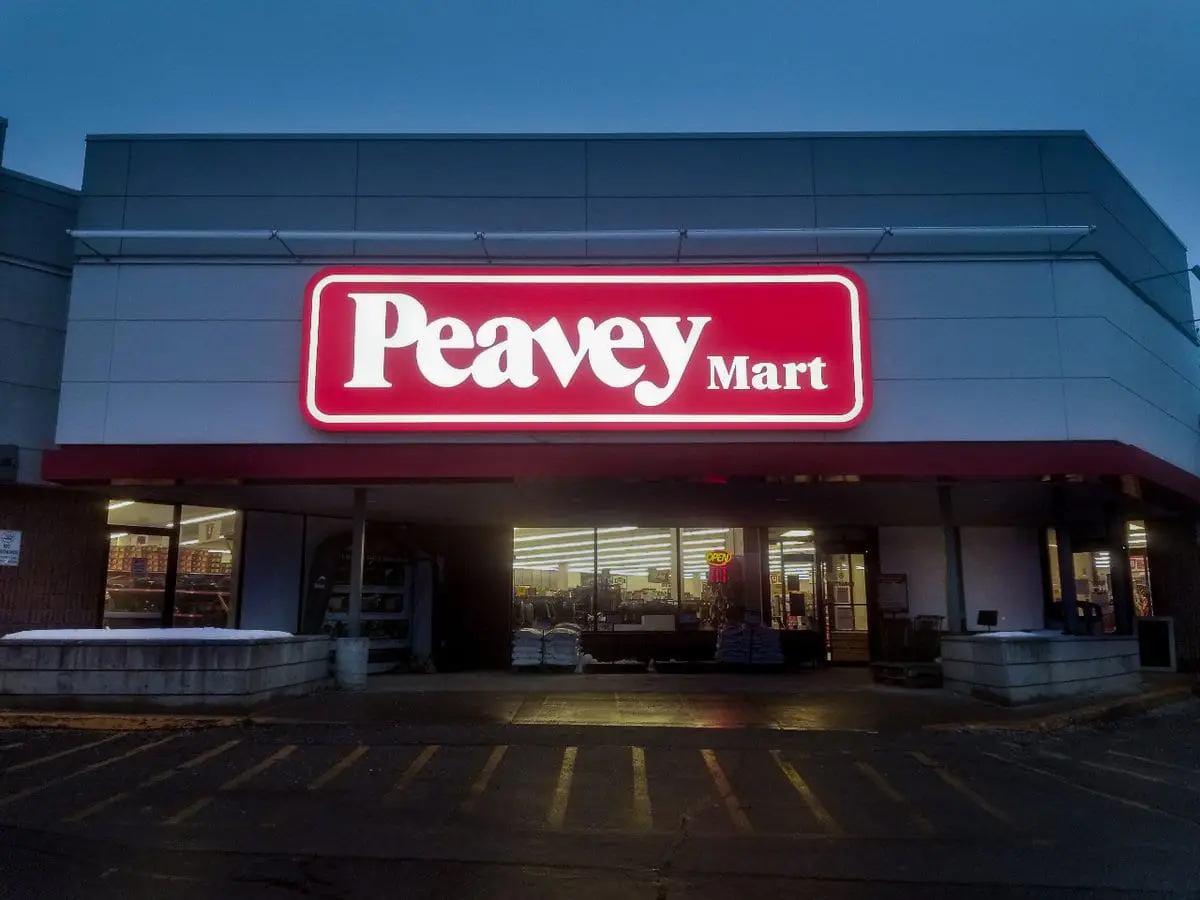 Fascia sign by Pride Visual Solutions