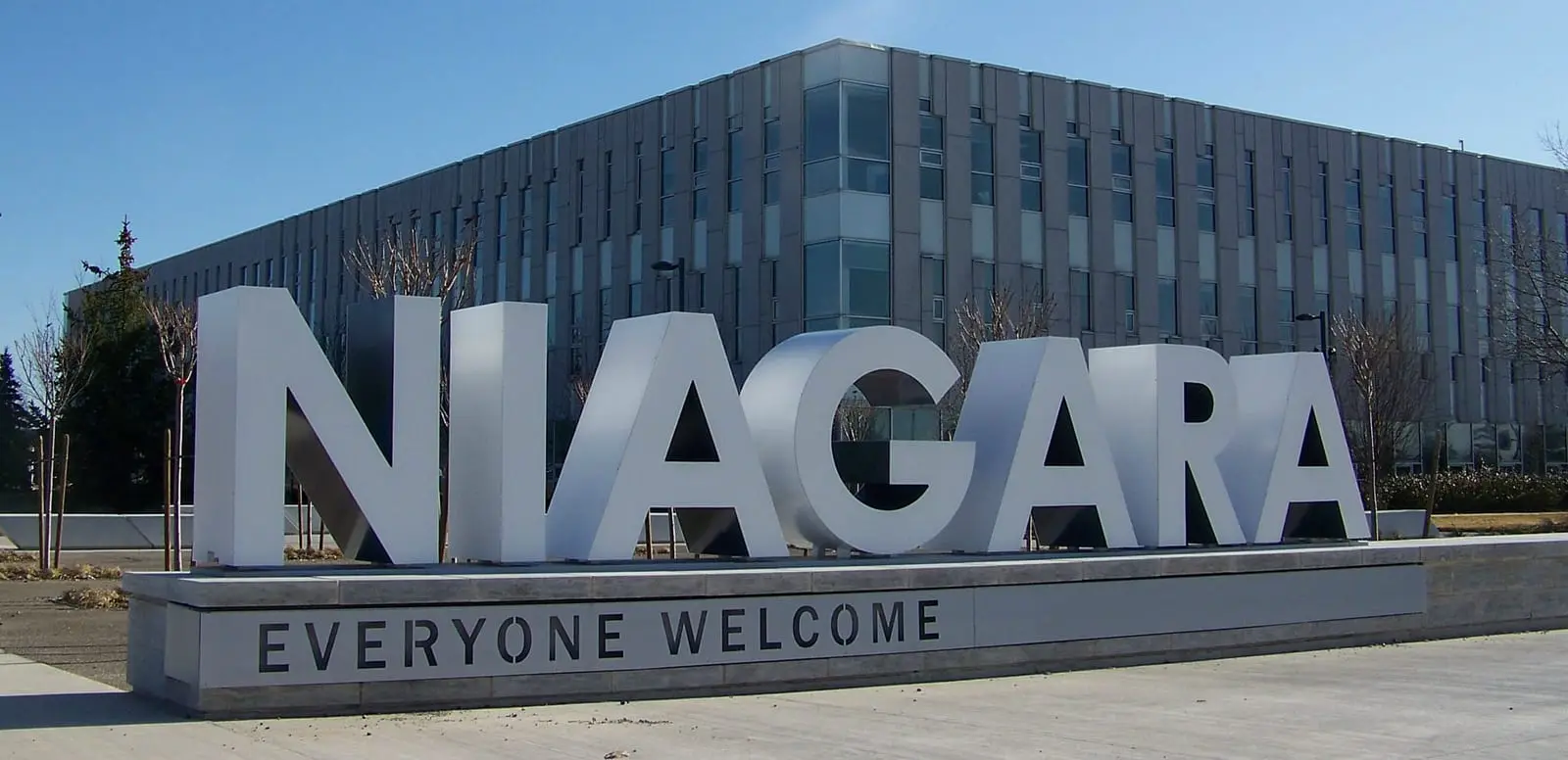 Niagara Region Headquarters Welcome One — monument sign by Pride Visual Solutions