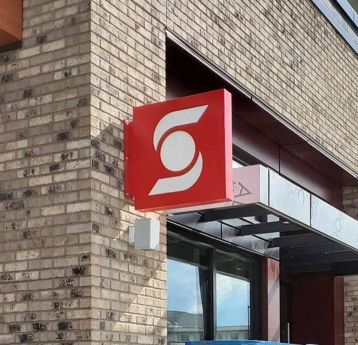 Scotia Bank Calgary — projecting sign by Pride Visual Solutions